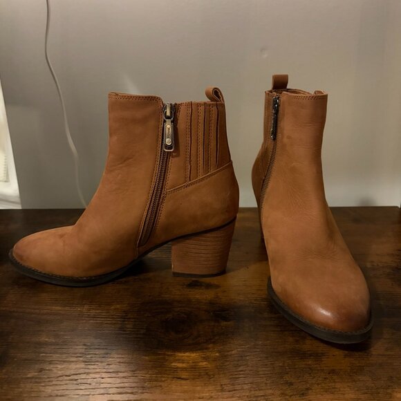 Blondo Tan Suede Ankle Boots - Waterproof - Picture 2 of 4
